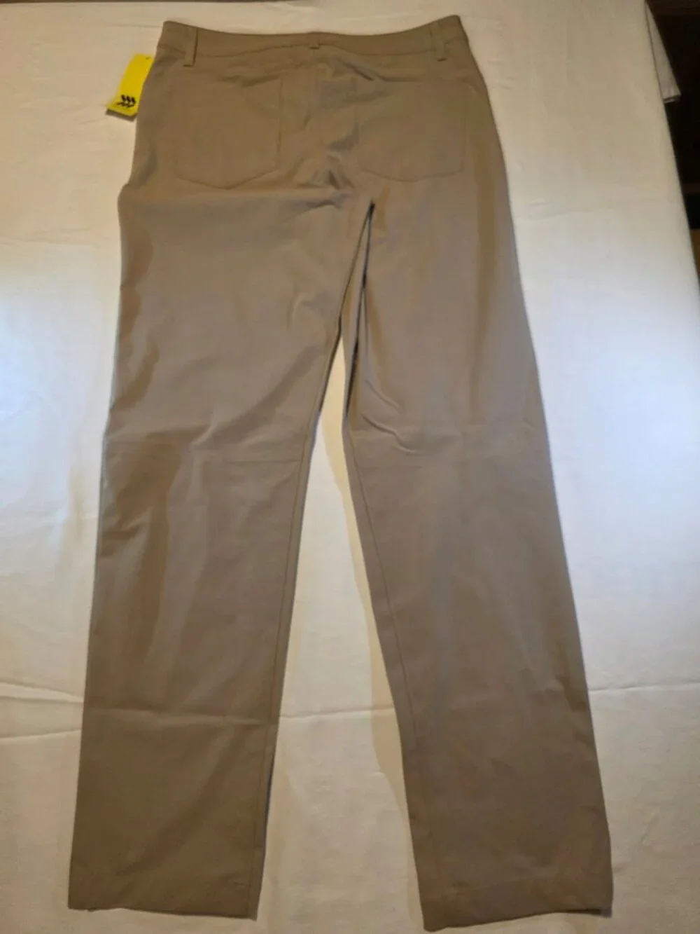 Men's 360 Lifestyle Relaxed Fit 5-Pocket Pants - All in Motion Tan 32x32: Moistu